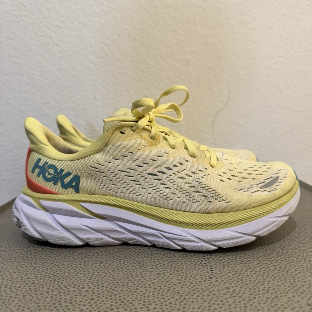 Hoka One One Clifton 8 Yellow White Running Shoes Size 6.5 Women's (111994 CSPY)